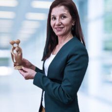 sengul-inan-glpnr-min-880×977-230×230 sengul-inan-glpnr-min-880x977-230x230