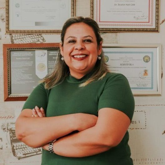 derya-seydioglu-3-682x1024